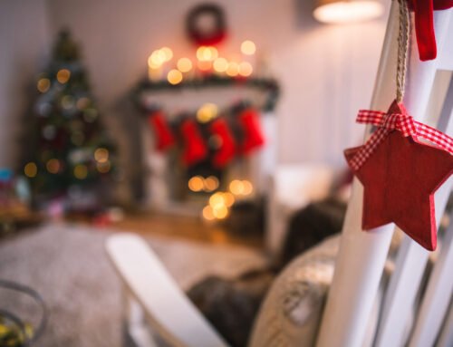Empleada de hogar temporal para Navidad: contrato, horarios y tareas